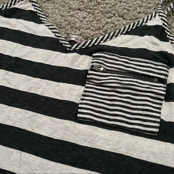 Zumiez Funky Story Charcoal Grey and Cream Stripe Tank Top with Front Zip Pocket - Picture 5 of 7